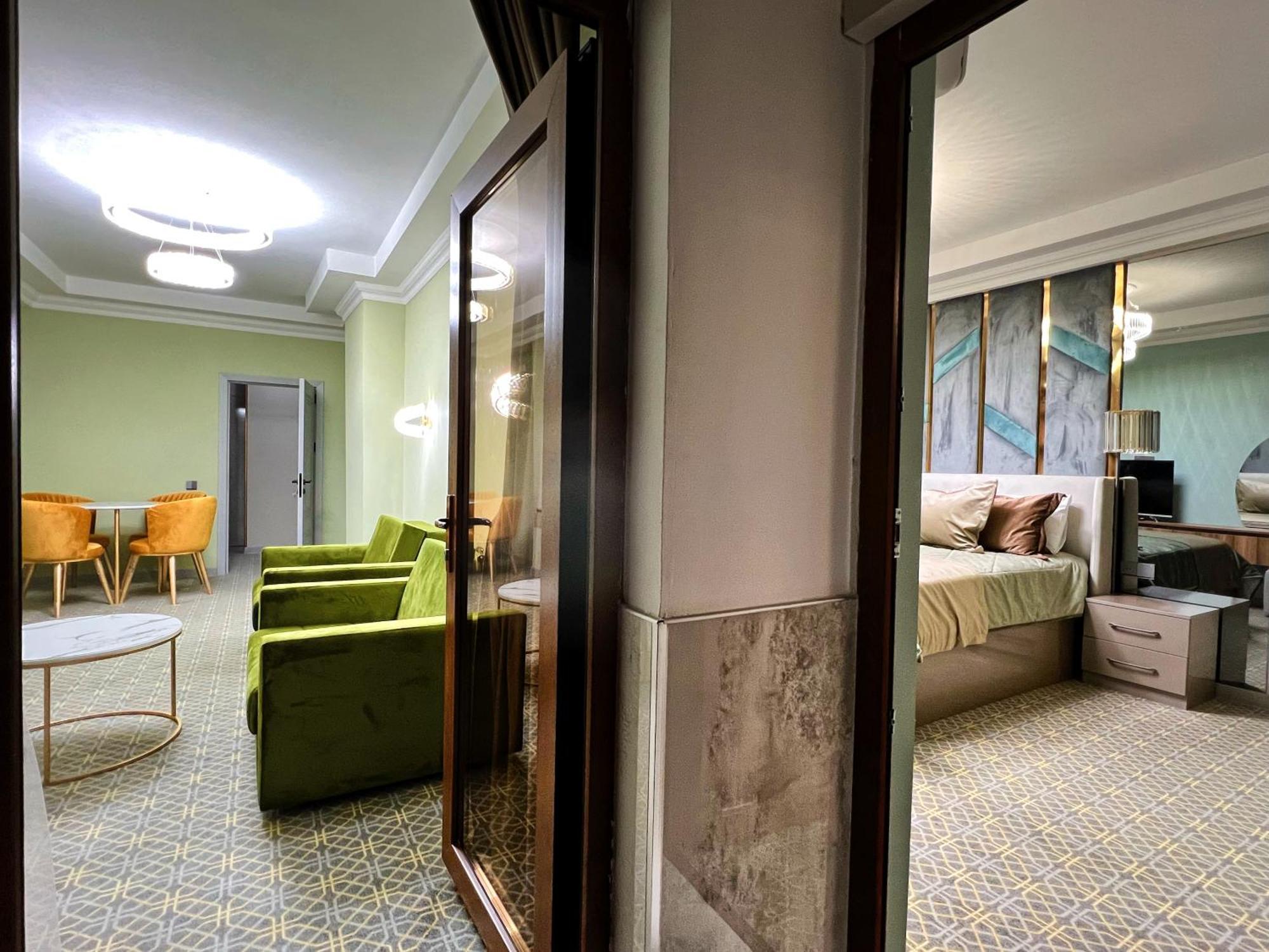 Alison Hotel Баку Екстер'єр фото